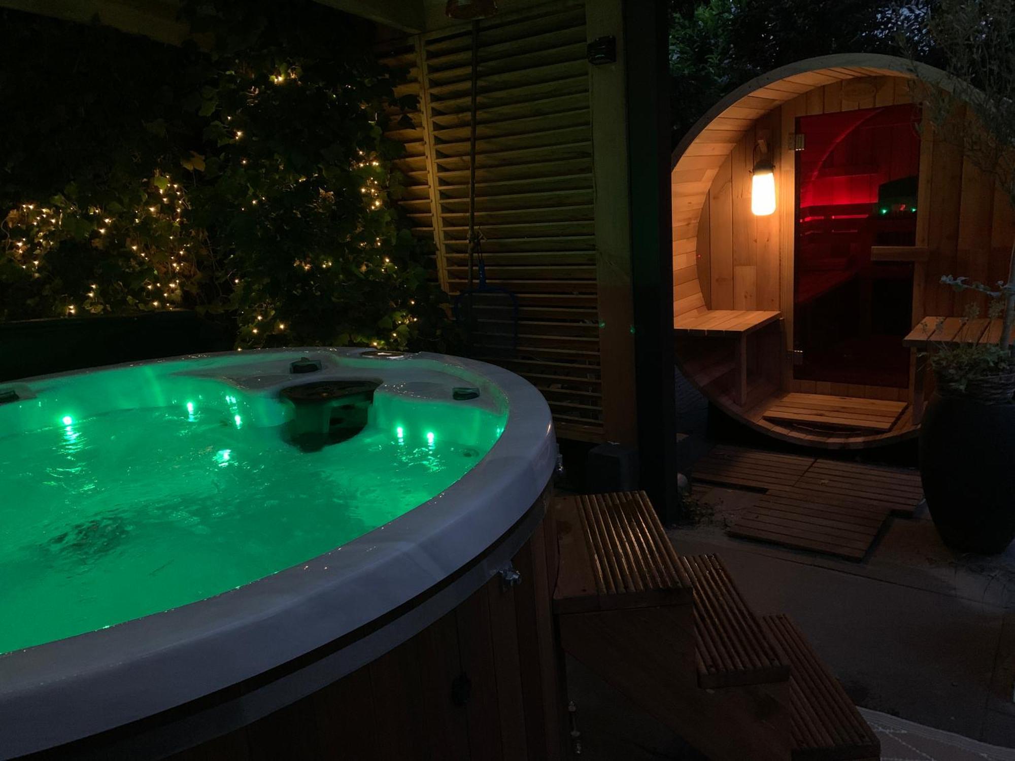 Romantisch Wellness Appartement Met Prive Hottub Sauna Gamesroom Den Ham Eksteriør billede
